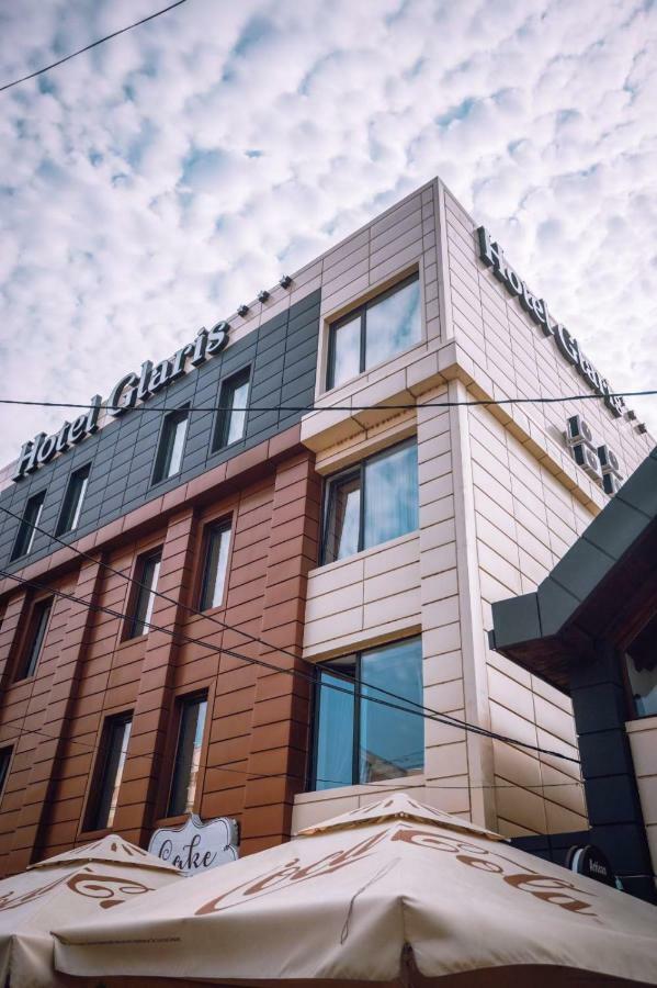 Hotel Glaris Tirgu Frumos Luaran gambar