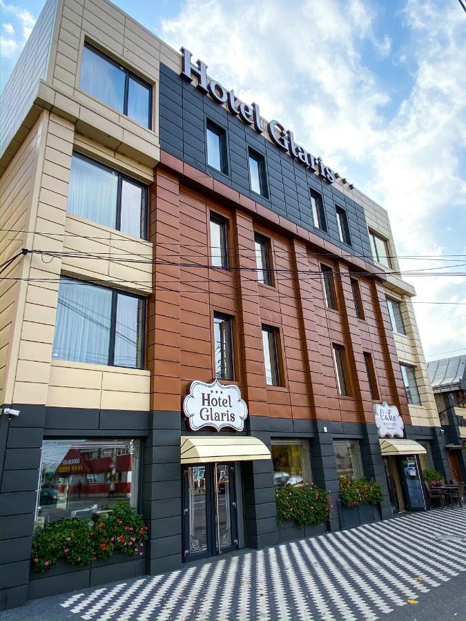 Hotel Glaris Tirgu Frumos Luaran gambar